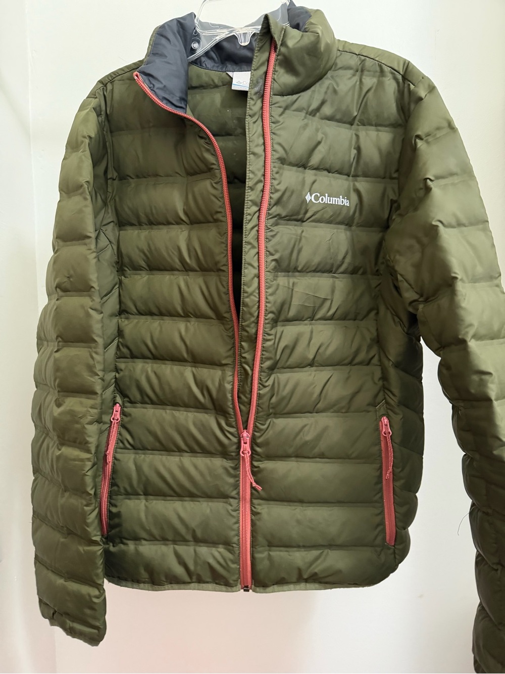 Columbia Olive Green Puffer Jacket with Pink Zippers - Picture 2 of 11
